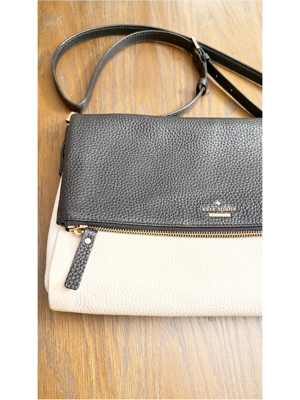 Kate Spade Holden Street Carson Cross Body Bag - Picture 2 of 12